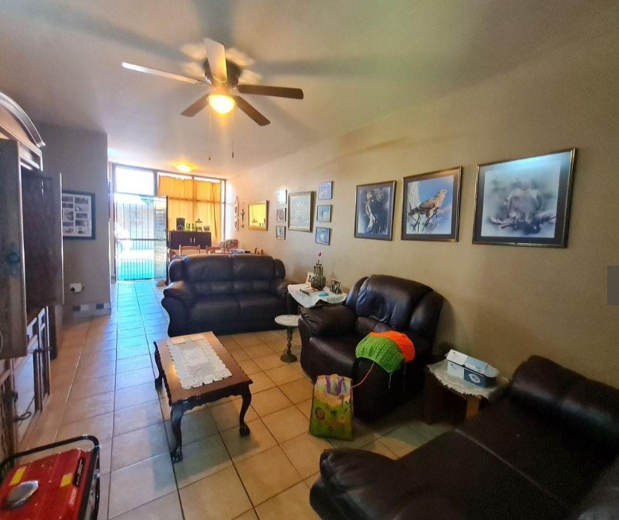 1 Bedroom Property for Sale in Potchefstroom North West